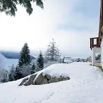 Foret - Nyaraló *
